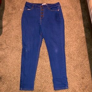 no boundaries skinny high wait jeans. they’re in great condition.have been worn.